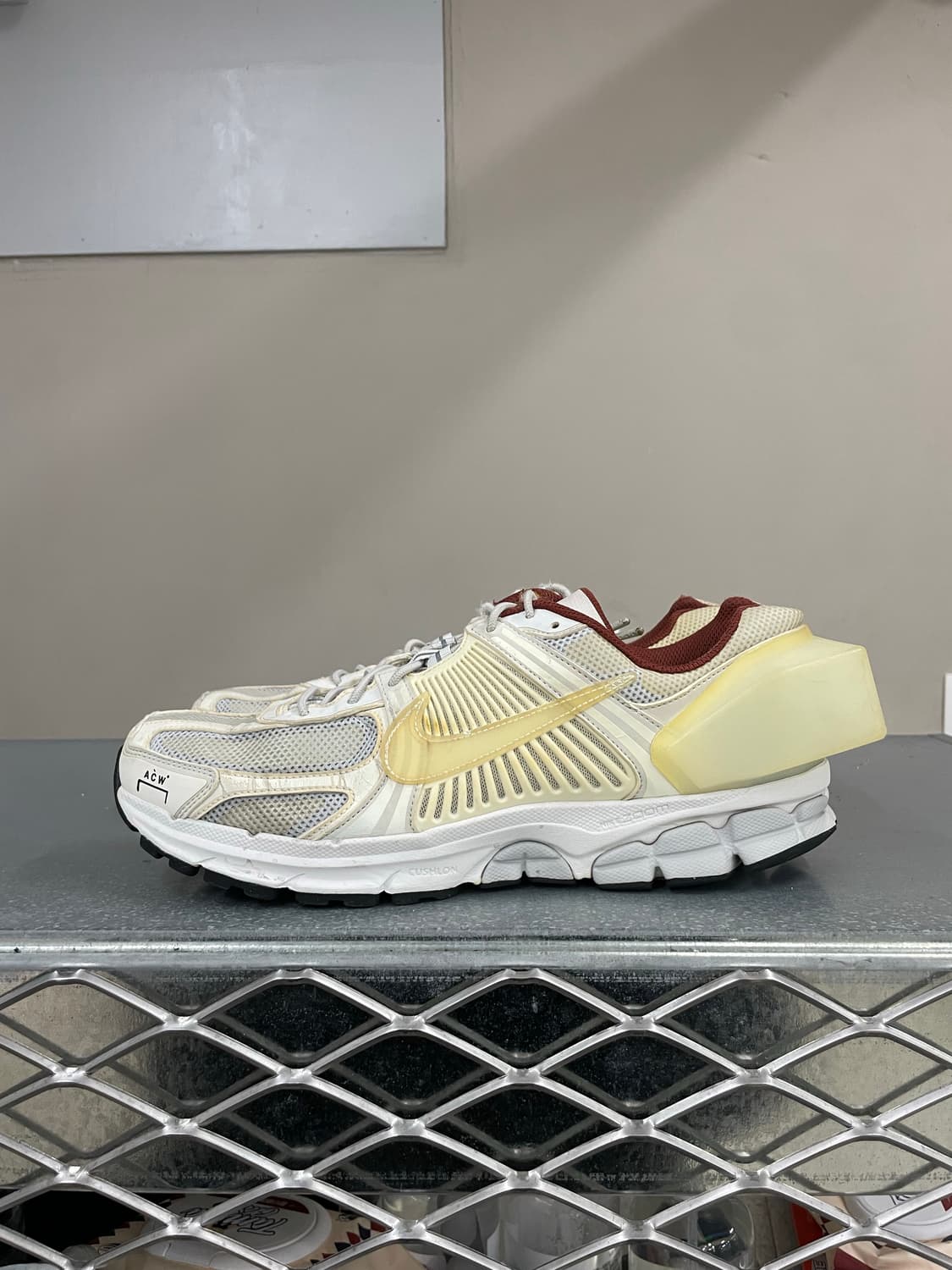 나이키 x 어콜드월 줌 보메로 5 스니커즈 290  상품이미지1