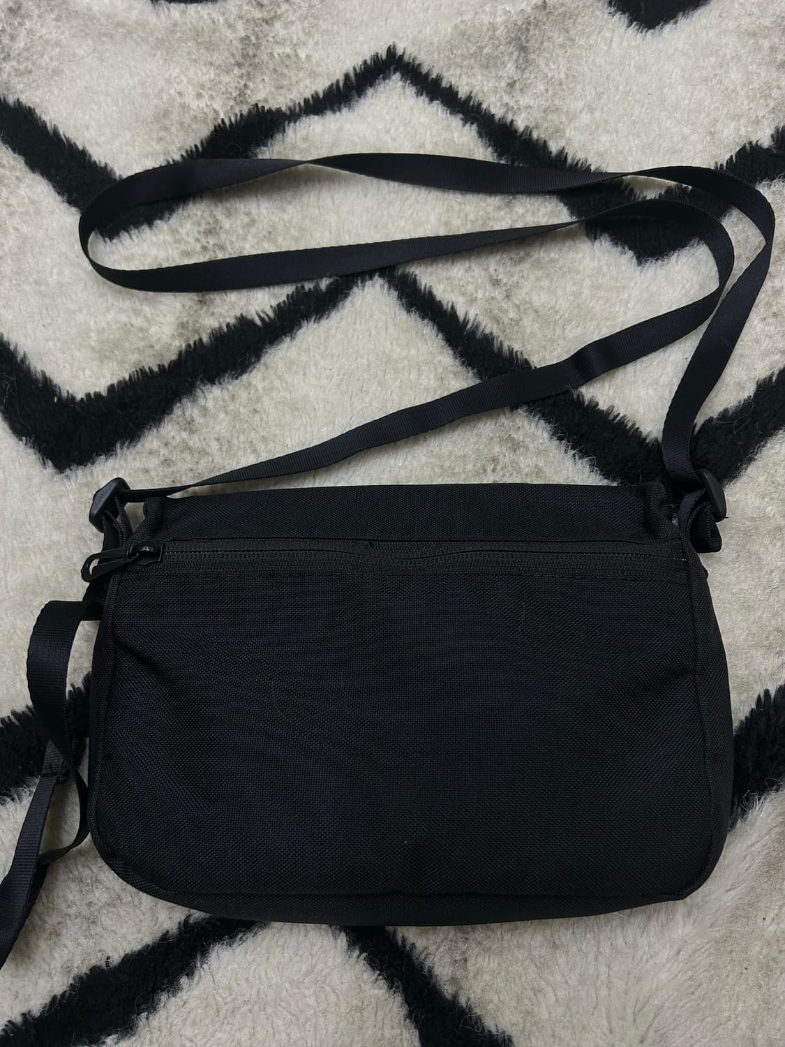 나이키 퓨추라 미니 크로스 백 상품이미지2