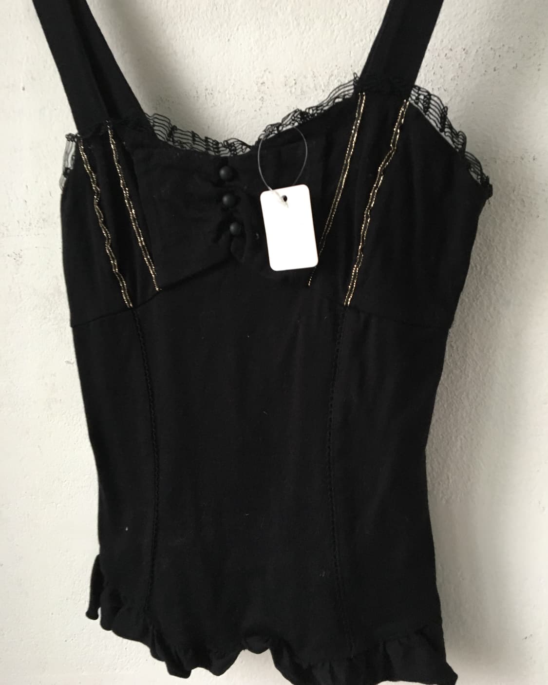 Frill button point sleeveless 상품이미지1