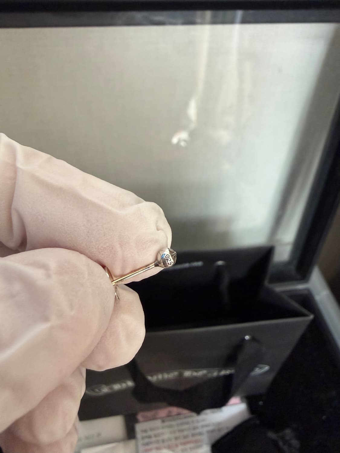 (맨아코) 크롬하츠 미니 크로스볼 스터드 귀걸이 이어링 4mm 신세계본점 상품이미지3