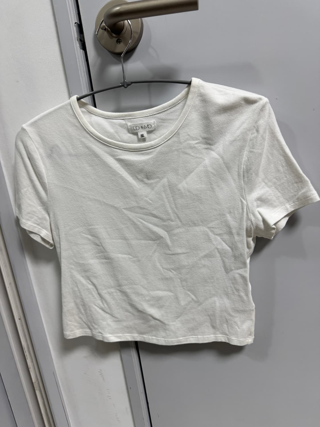 뚜오미오 크롭 반팔티 화이트 상품이미지1