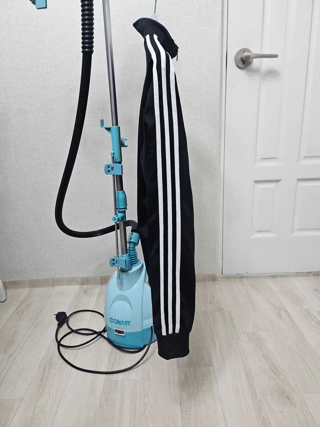 (100)L ☆초대장급☆ 아디다스 에센셜 3st [검흰] 트랙탑져지 상품이미지5