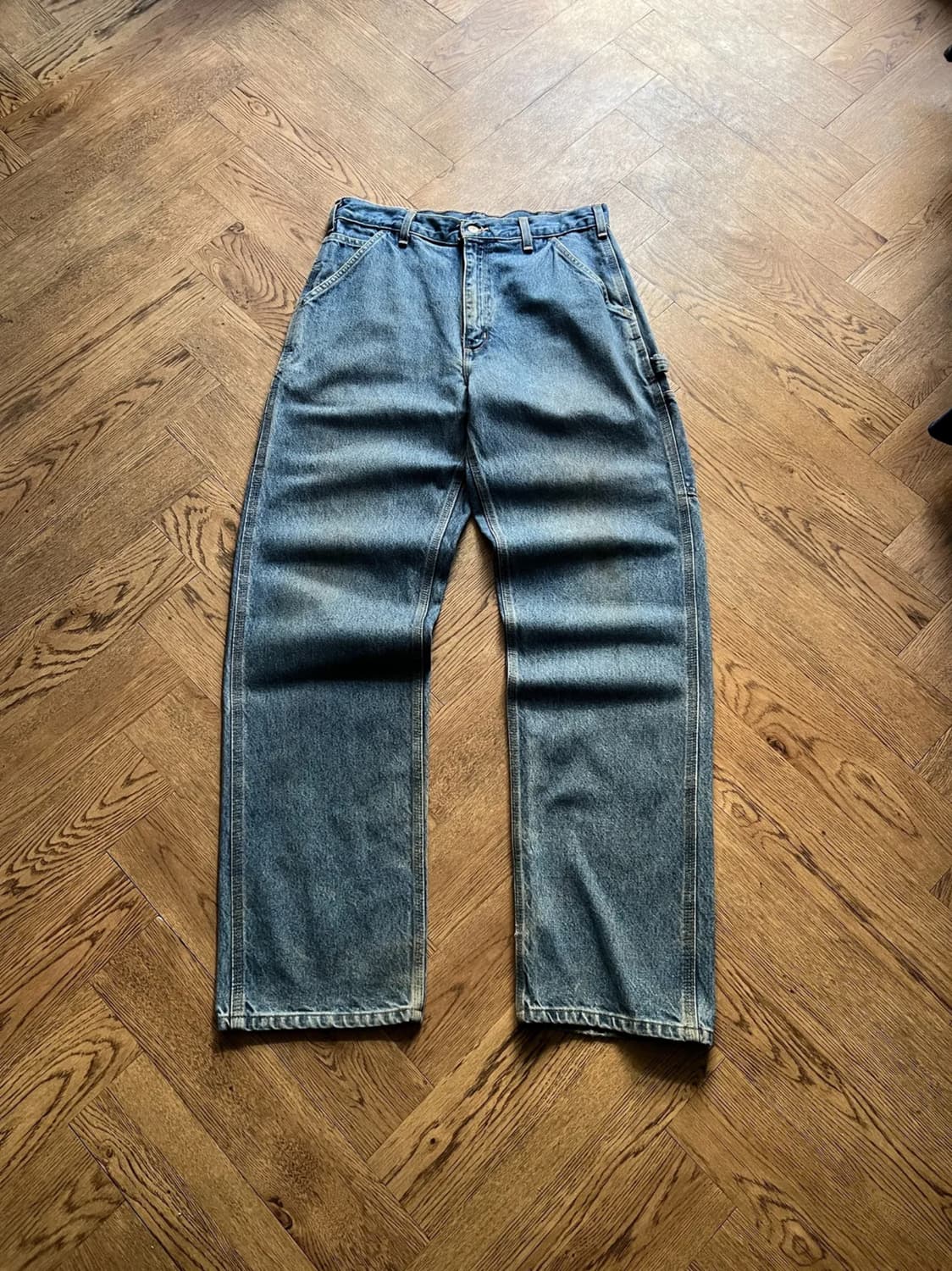 [33]칼하트 USA 덩가리핏 더티워싱 카펜터 워크 데님 팬츠 상품이미지1