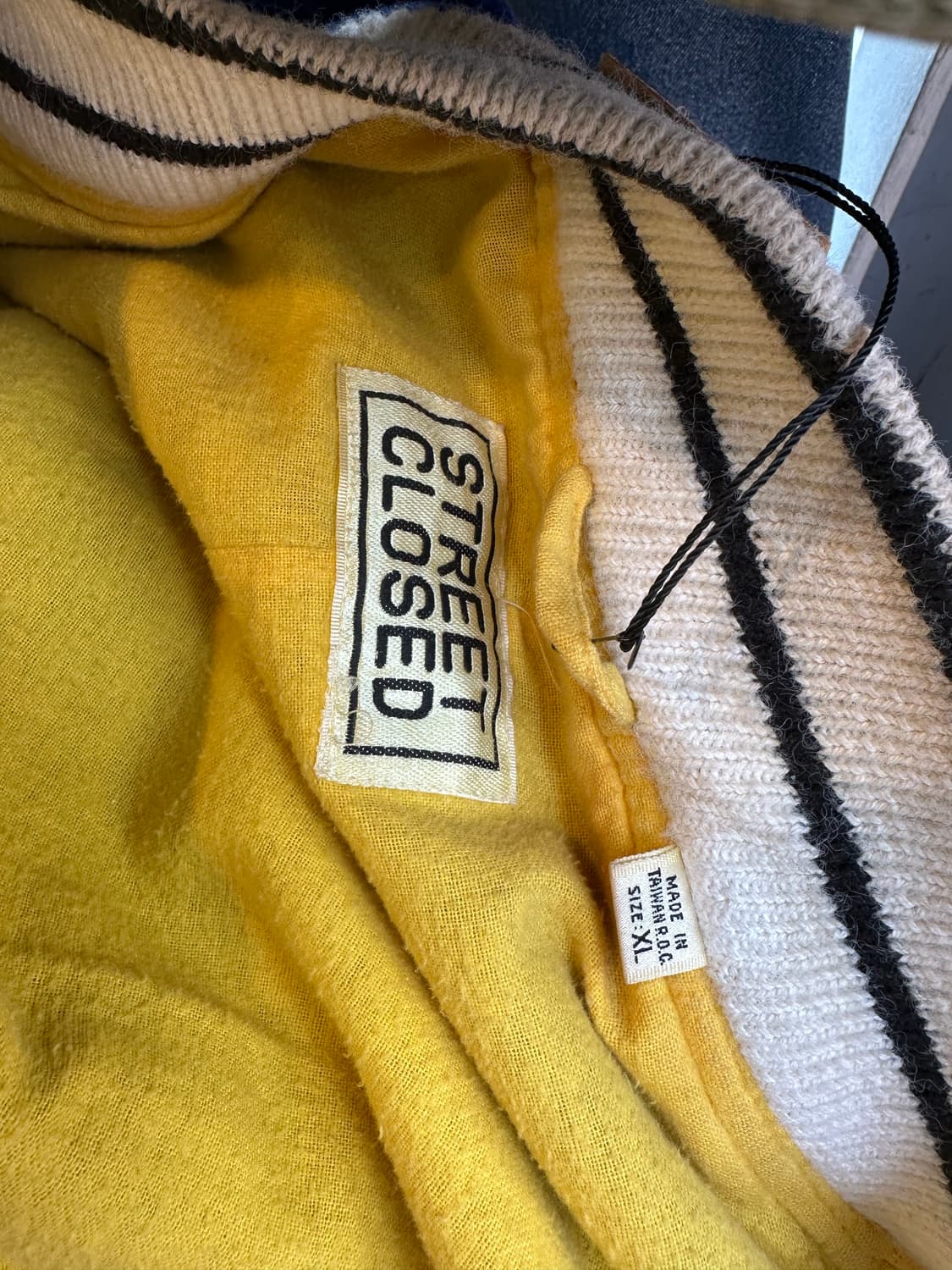 Old 드랍숄더 바시티 붐버 자켓 상품이미지9