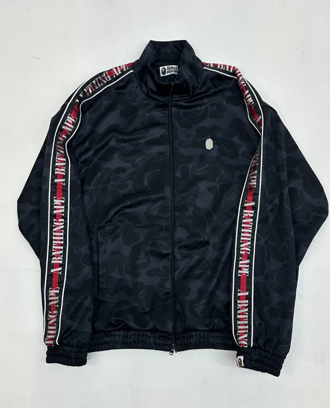 베이프 솔리드 카모 원 포인트 트랙 자켓 상품이미지1