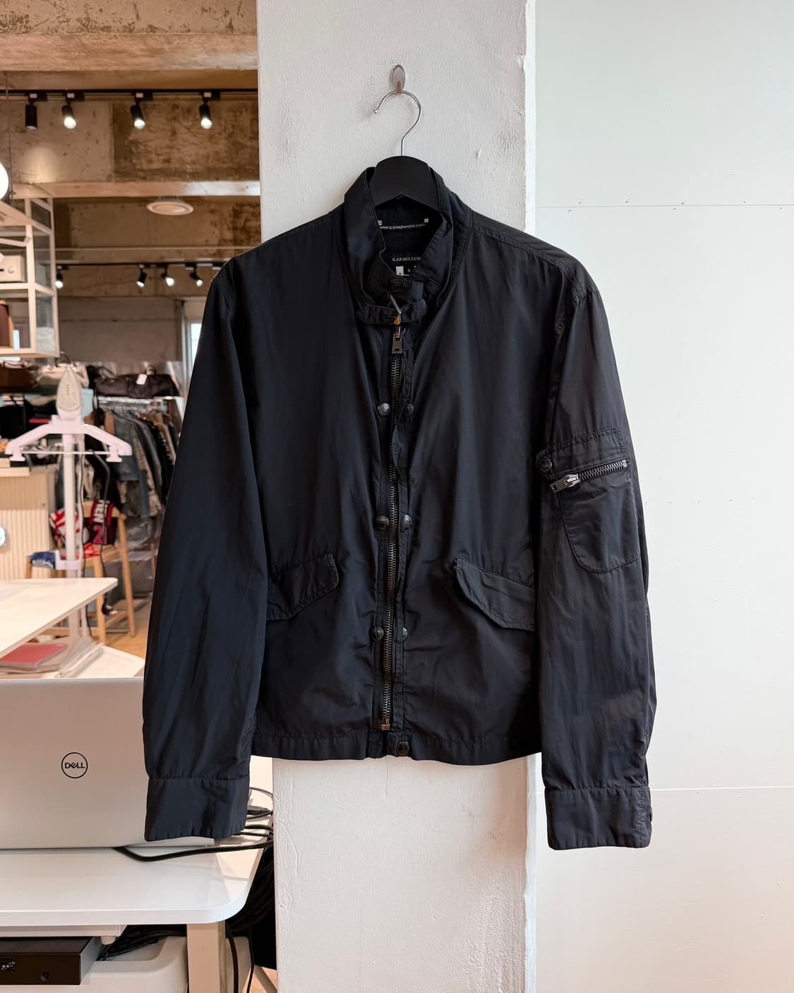 가리오네 블랙 나일론혼방 자켓 상품이미지2