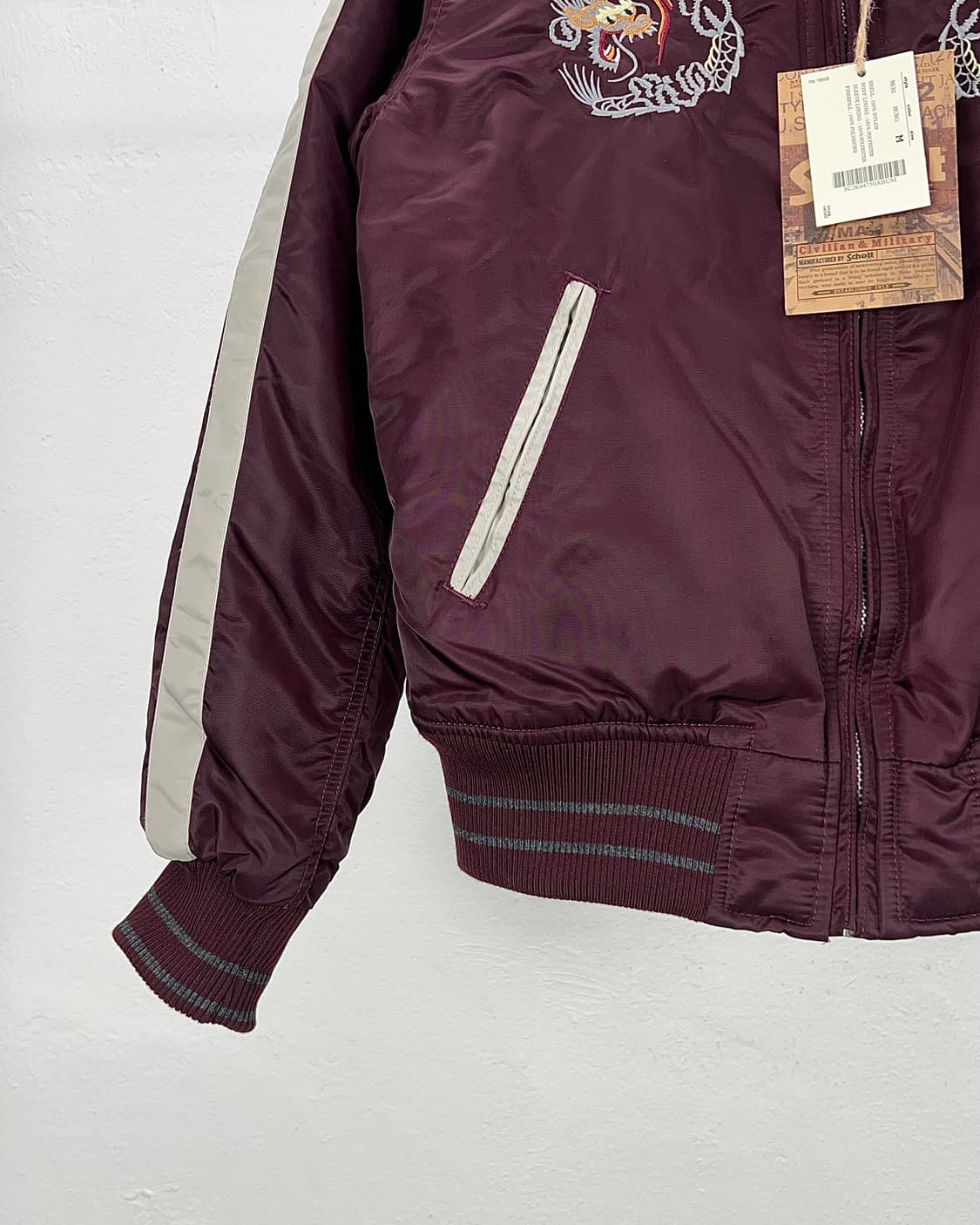 쇼트 NYC 버건디 라이닝 드래곤 스카잔 봄버 자켓 상품이미지5