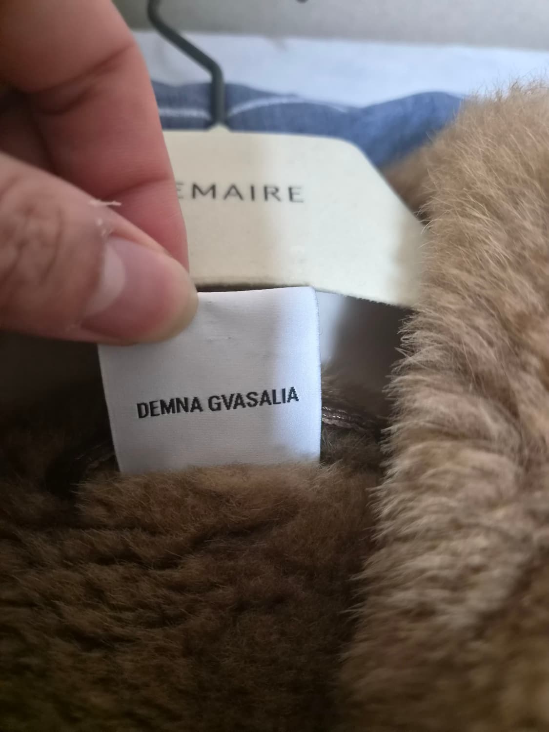 베트멍 anarchy 프린팅 Shearling 자켓 브라운 뎀나 20ss 상품이미지3