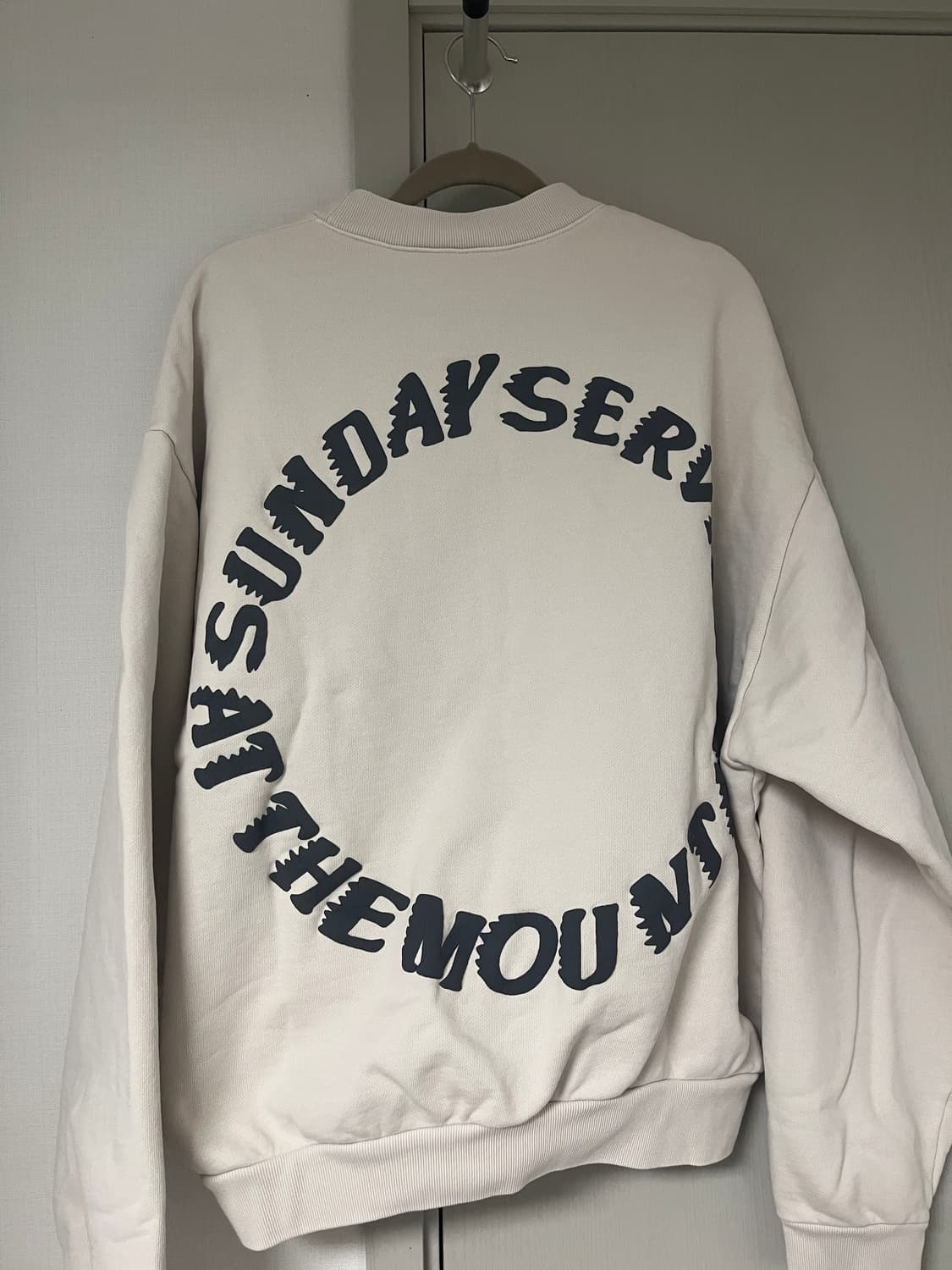 칸예 웨스트 JIK Holy spirit 크루넥 상품이미지3