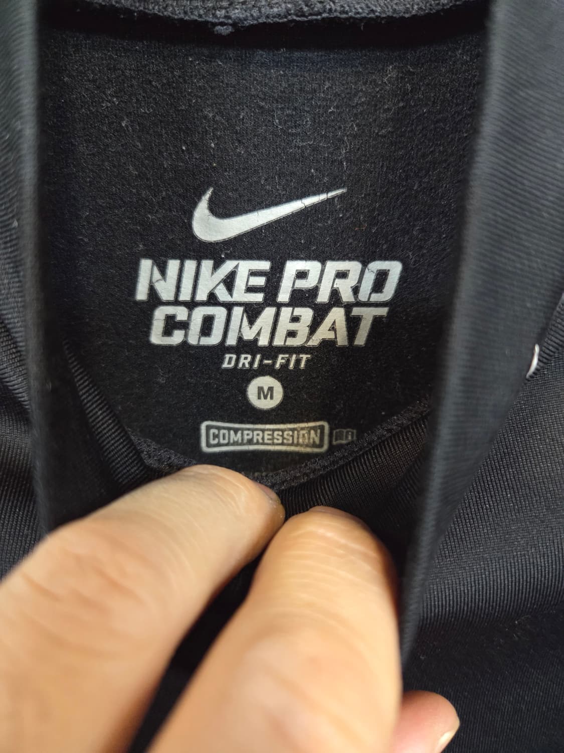 나이키 드라이핏 프로컴벳 안감약기모 하이넥 기능성 긴팔 m 상품이미지4