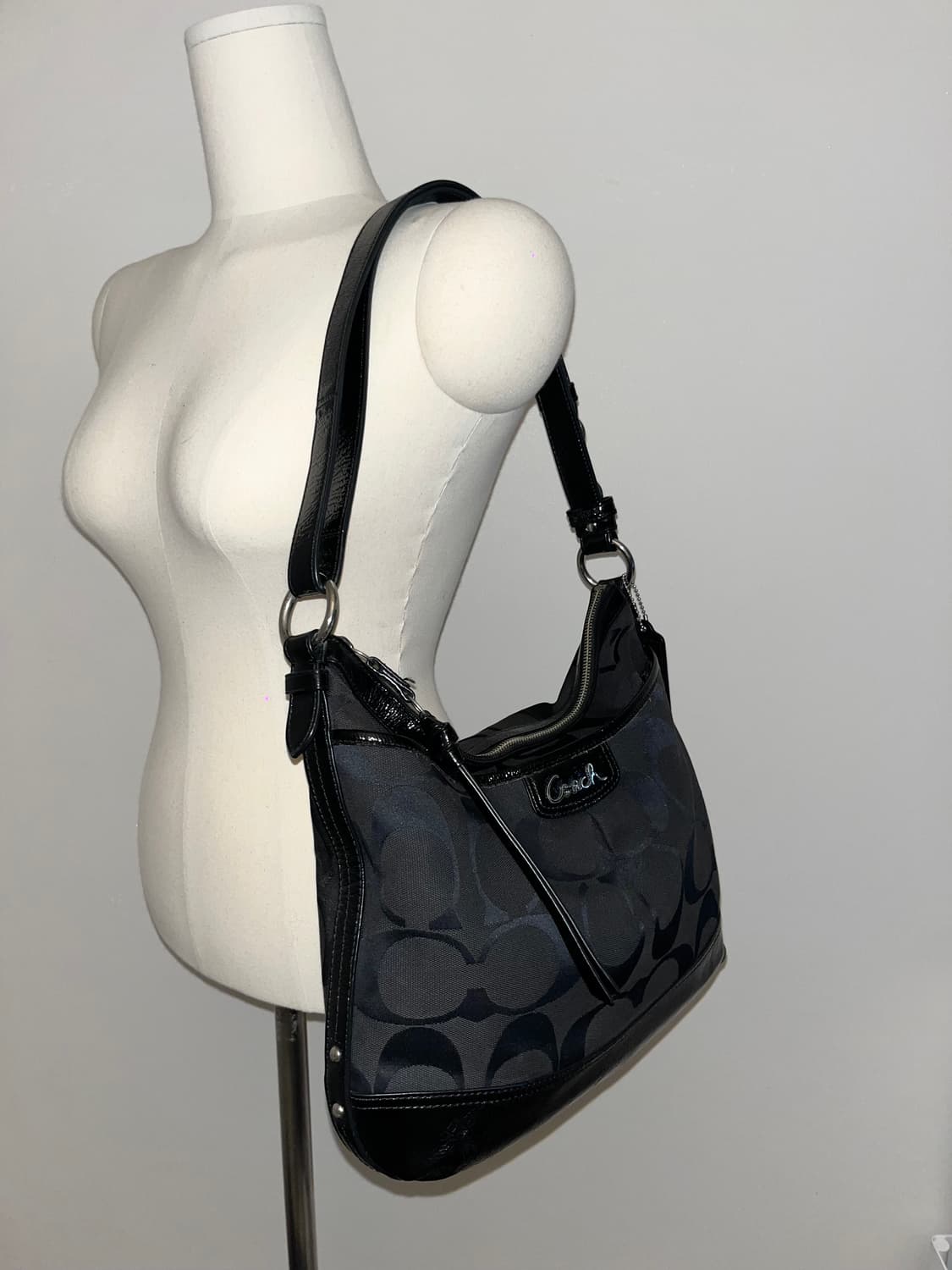 Coach allblack shoulder bag 상품이미지3