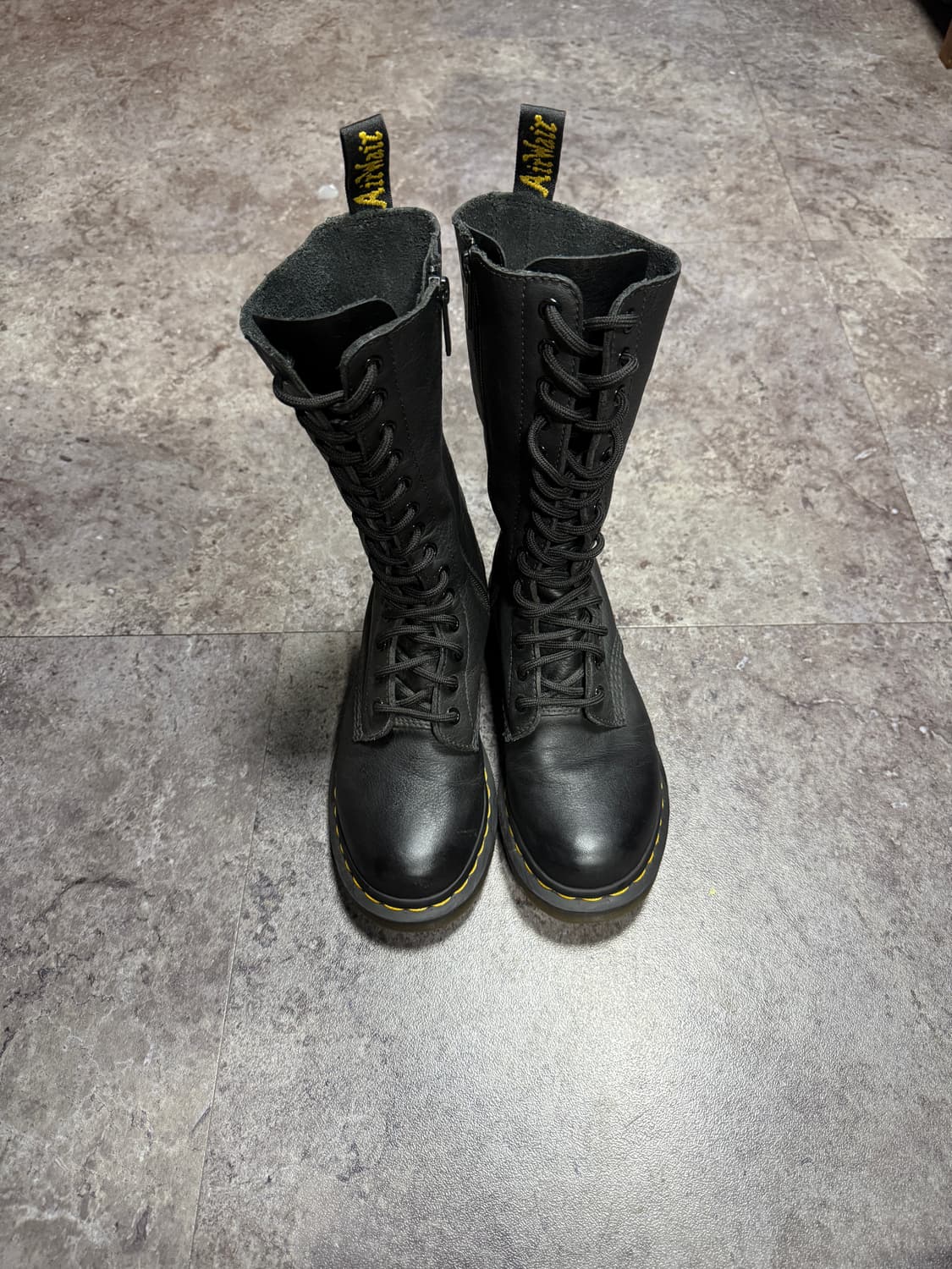 닥터마틴 1B99 14홀 버지니아 230  상품이미지2