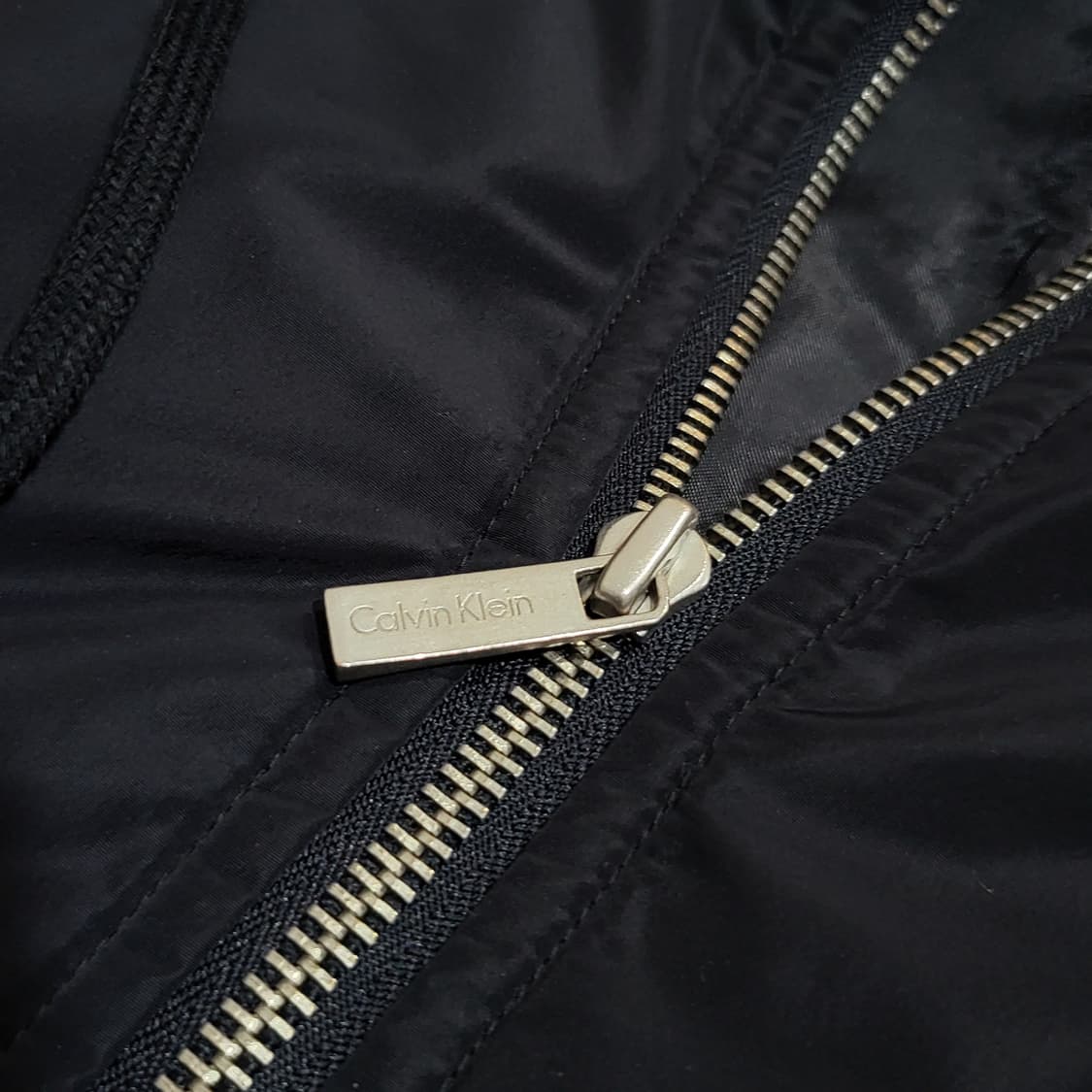 90s 공용 캘빈클라인 후드 조끼 베스트 블랙 (XL/100) 상품이미지4