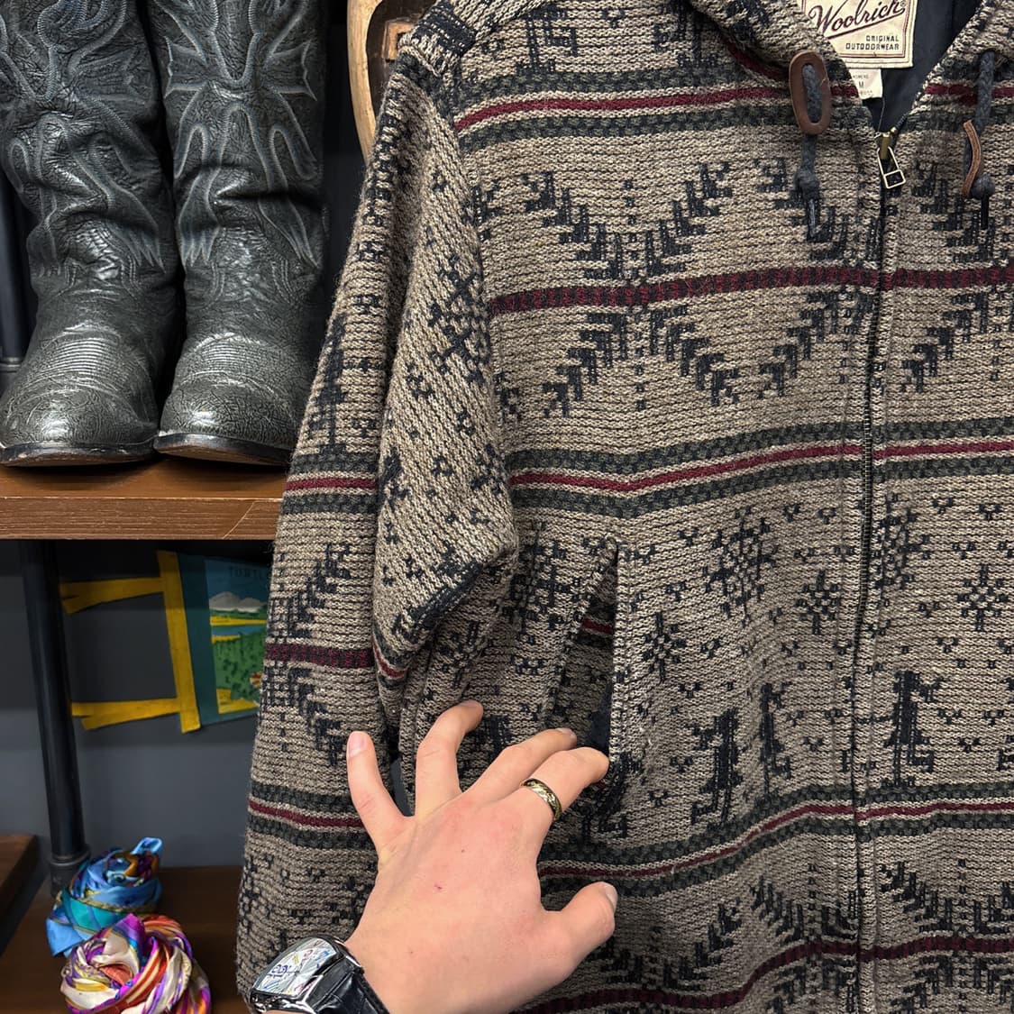 울리치 브랜치 휴먼 패턴 울 블랭킷 후드 니트집업 N365 상품이미지5