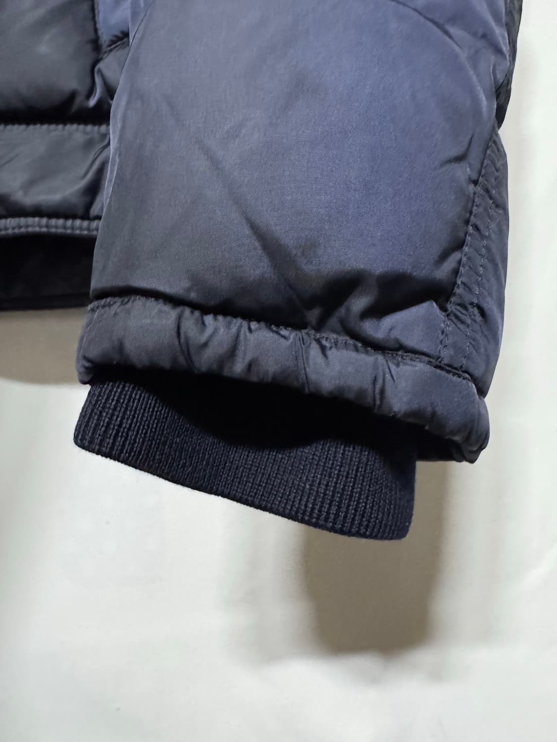 2 몽클레어 버질 떡볶이 단추 패딩 상품이미지3