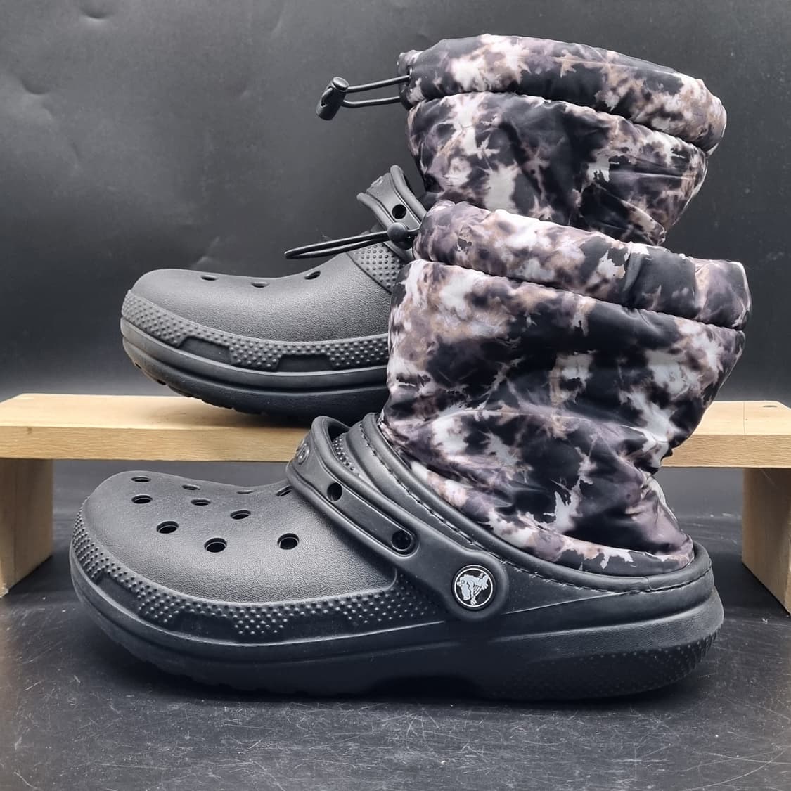 크록스 클래식 라인드 여성부츠235 상품이미지1