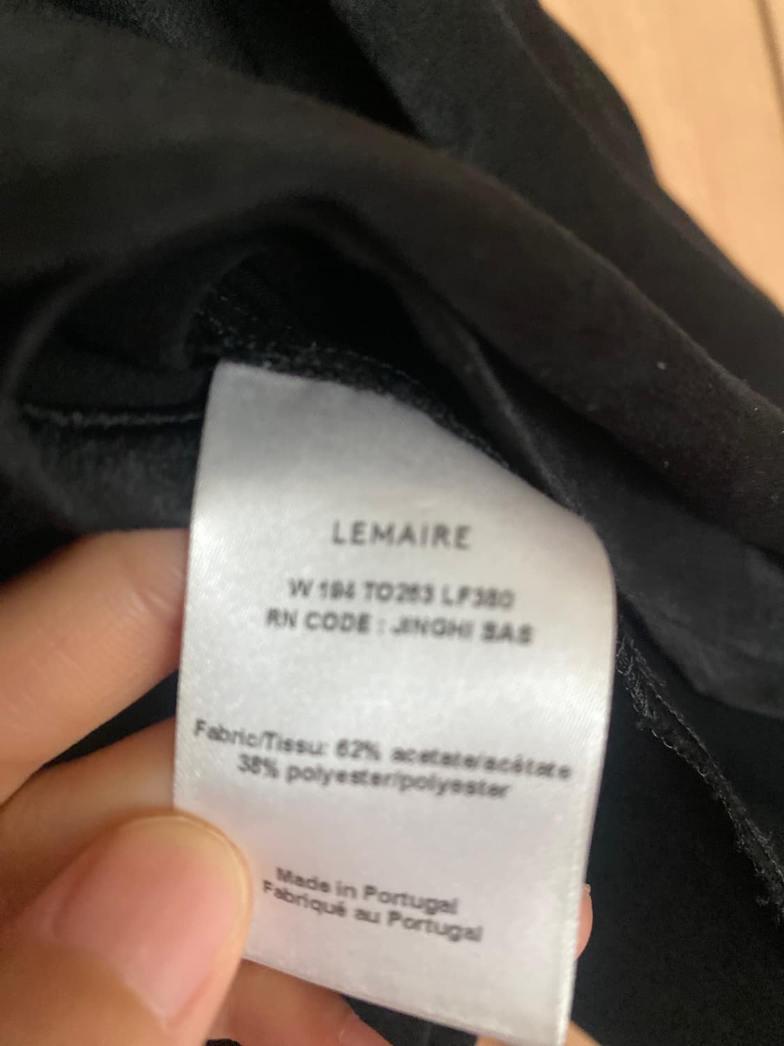 Lemaire 드레이프 블랙 블라우스 34  상품이미지7