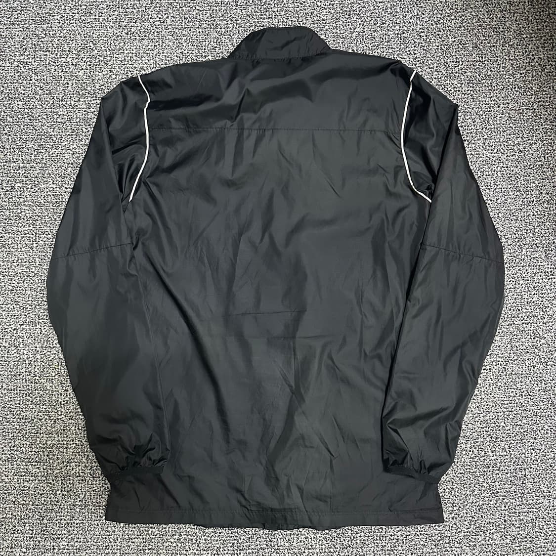 (100) 나이키 블랙 바람막이 상품이미지4