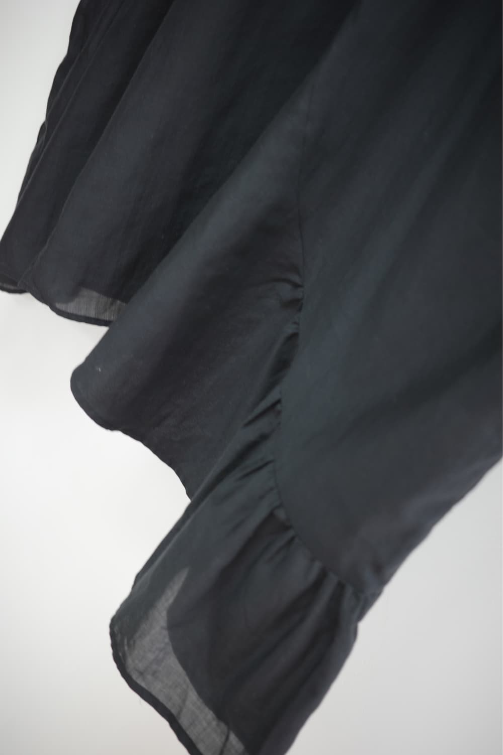 고무 Gomme ruffle over shirts 상품이미지10