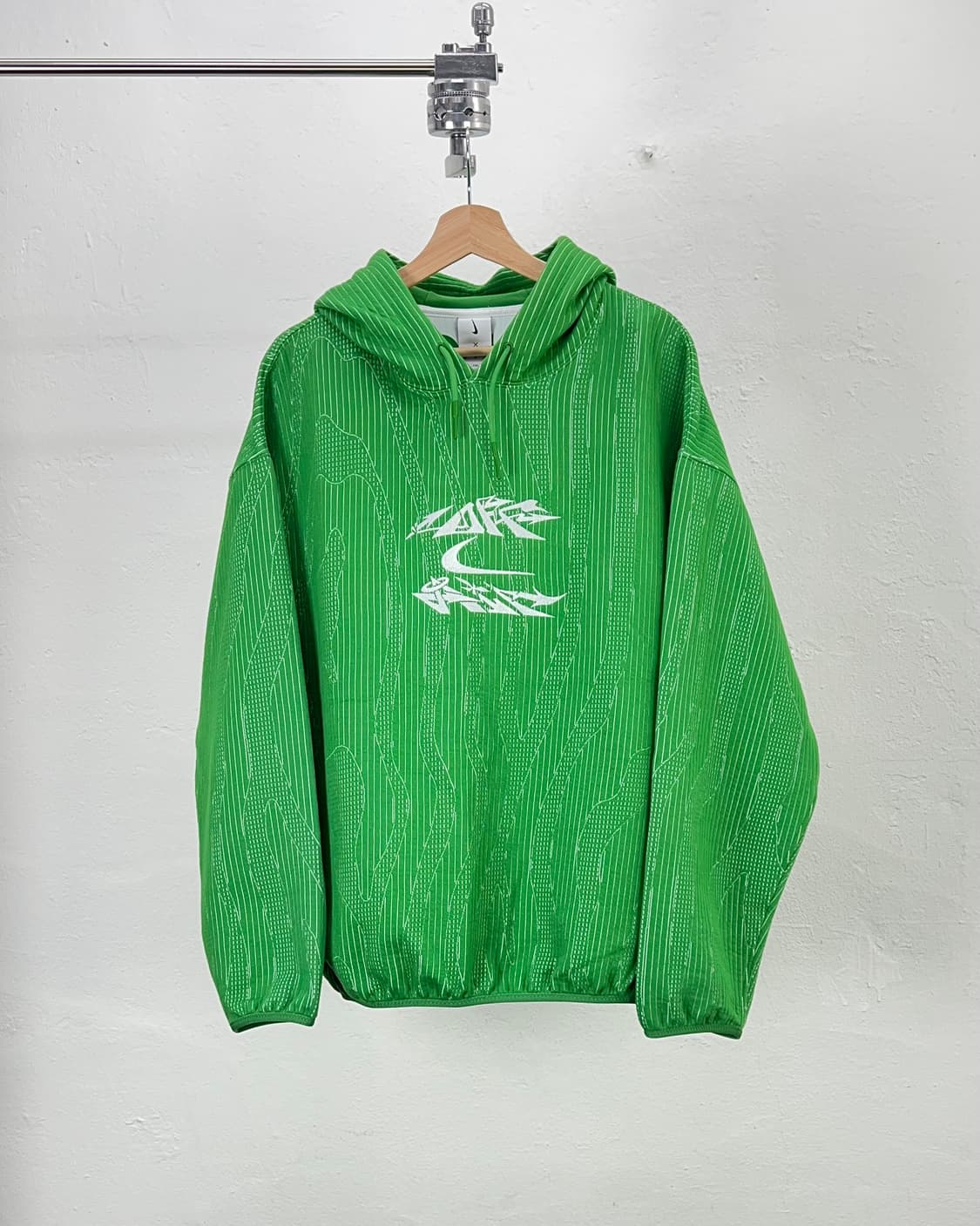 나이키 x 오프화이트 23fw 엔지니어드 후드 켈리 그린 상품이미지1