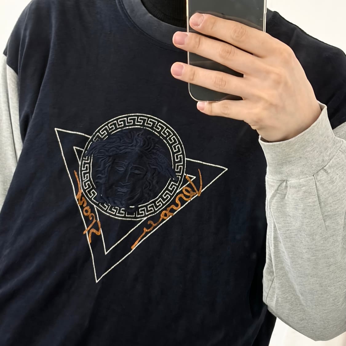 베르사체 메두사 로고 롱슬리브 상품이미지3