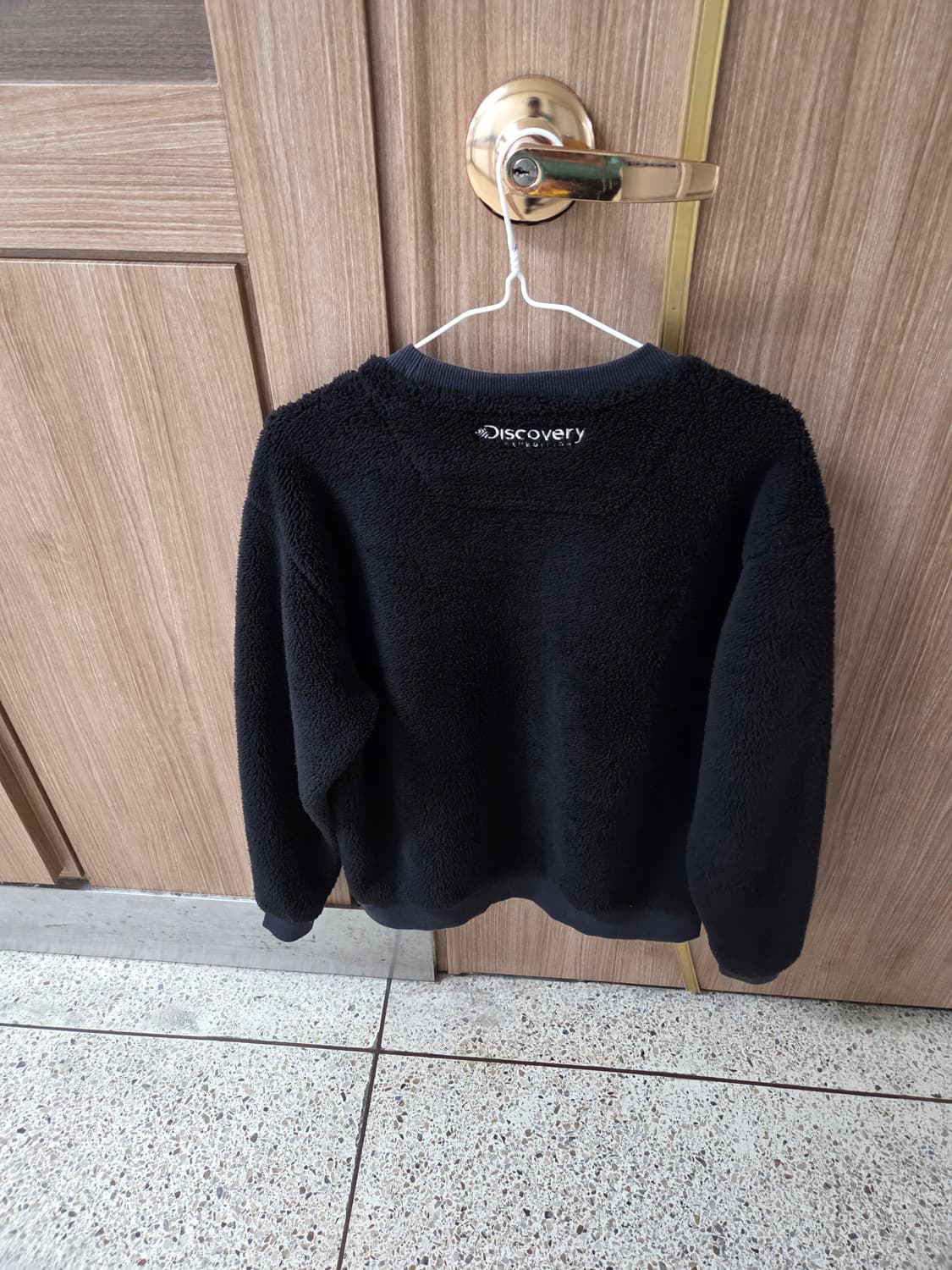 디스커버리 뽀글이 맨투맨 상품이미지2