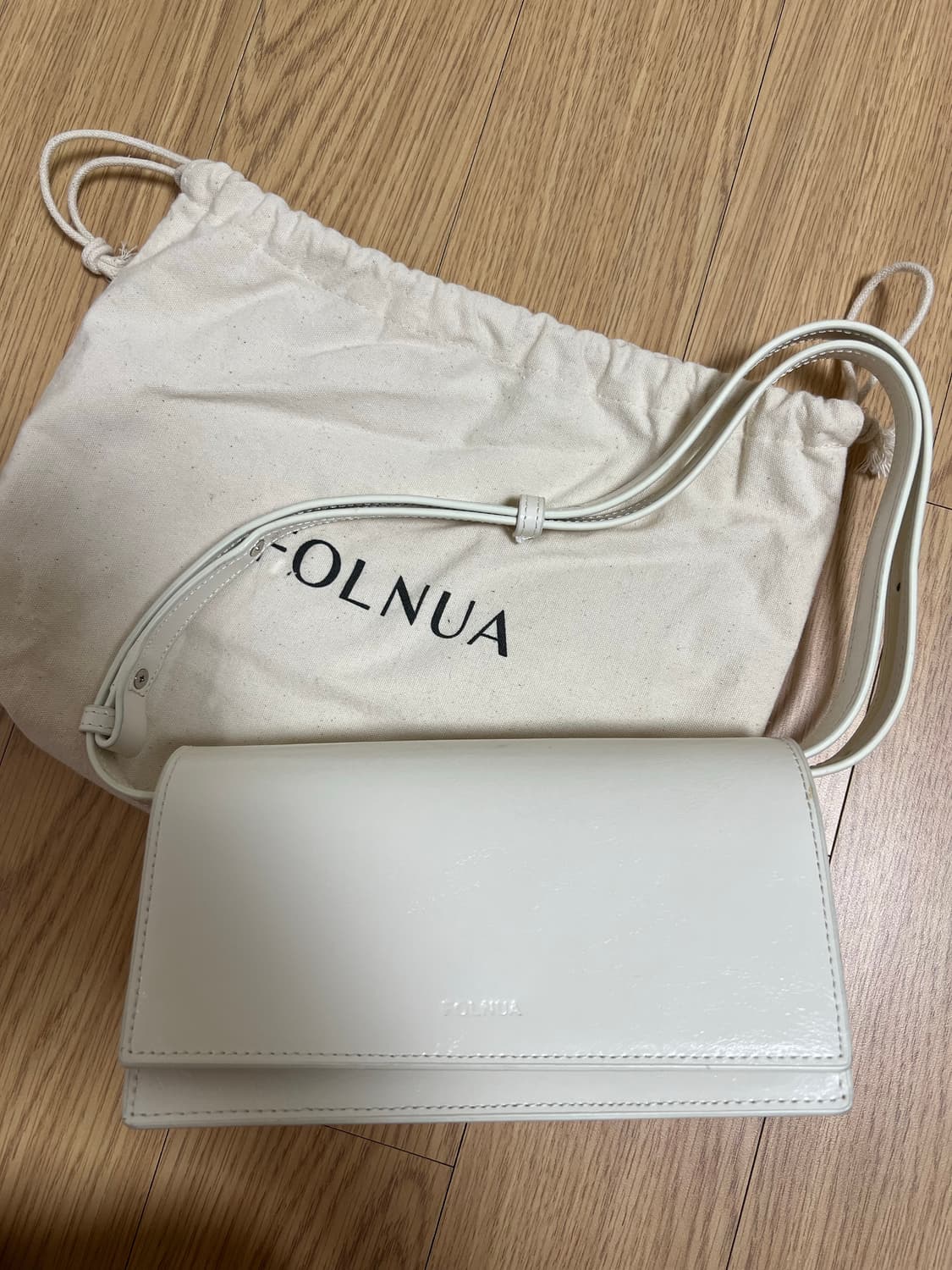 폴뉴아 미니백 상품이미지1