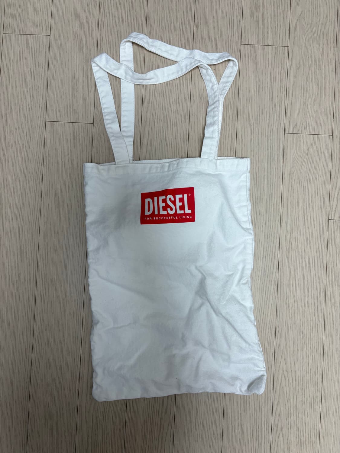 디젤 에코백 상품이미지1