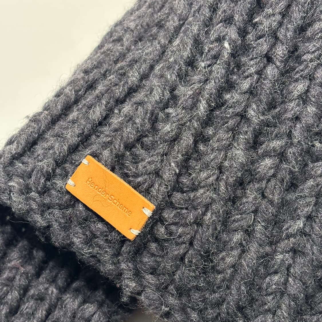 os) 헨더스킴 bag n cap 상품이미지5