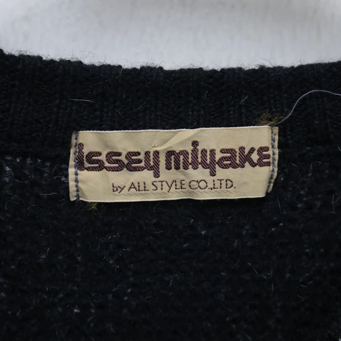 80'S ISSEY MIYAKE 브이넥 울 니트 60340 상품이미지5