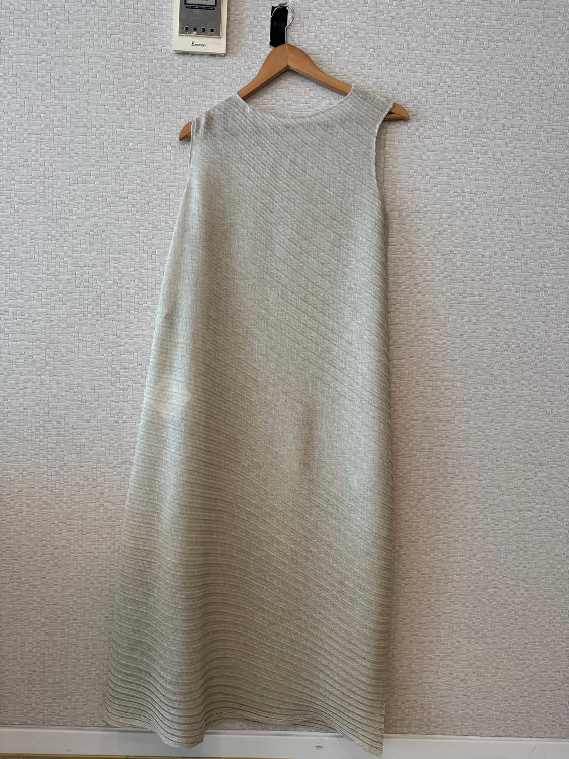 이세이미야케 쉬어 린넨 라이크 플리츠 원피스 상품이미지3