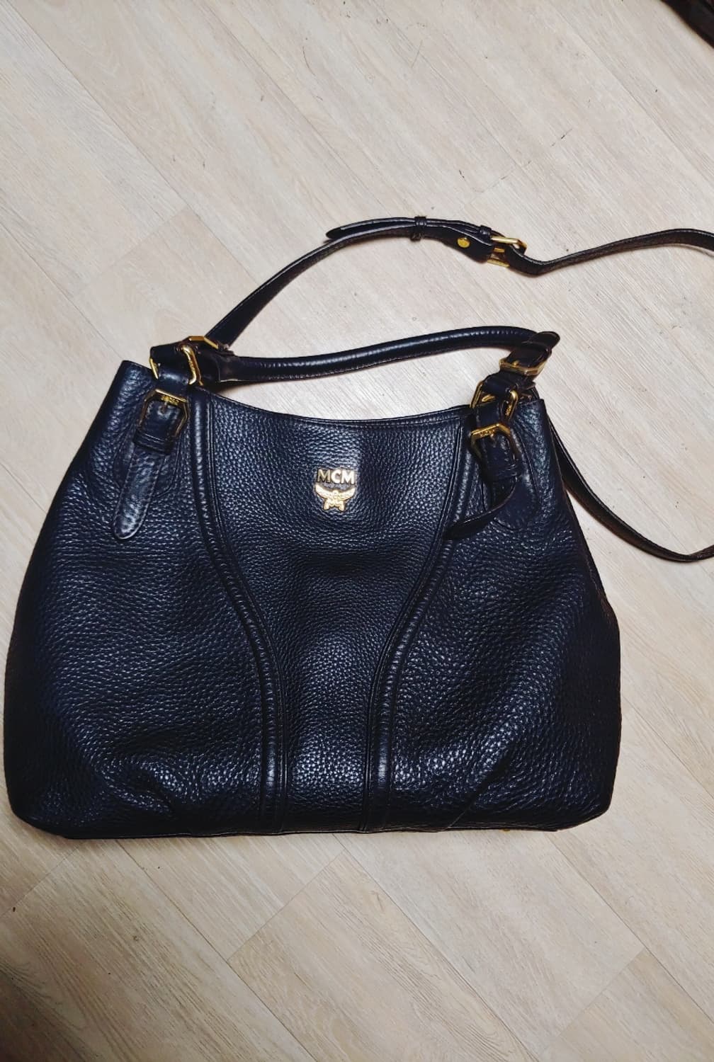 mcm 네츄럴레더 호보백 라지 상품이미지2