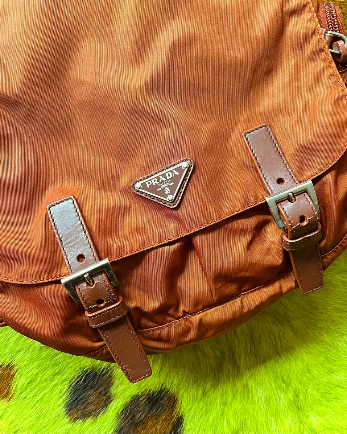 2000s Prada Sports Nylon Messenger Bag 상품이미지4