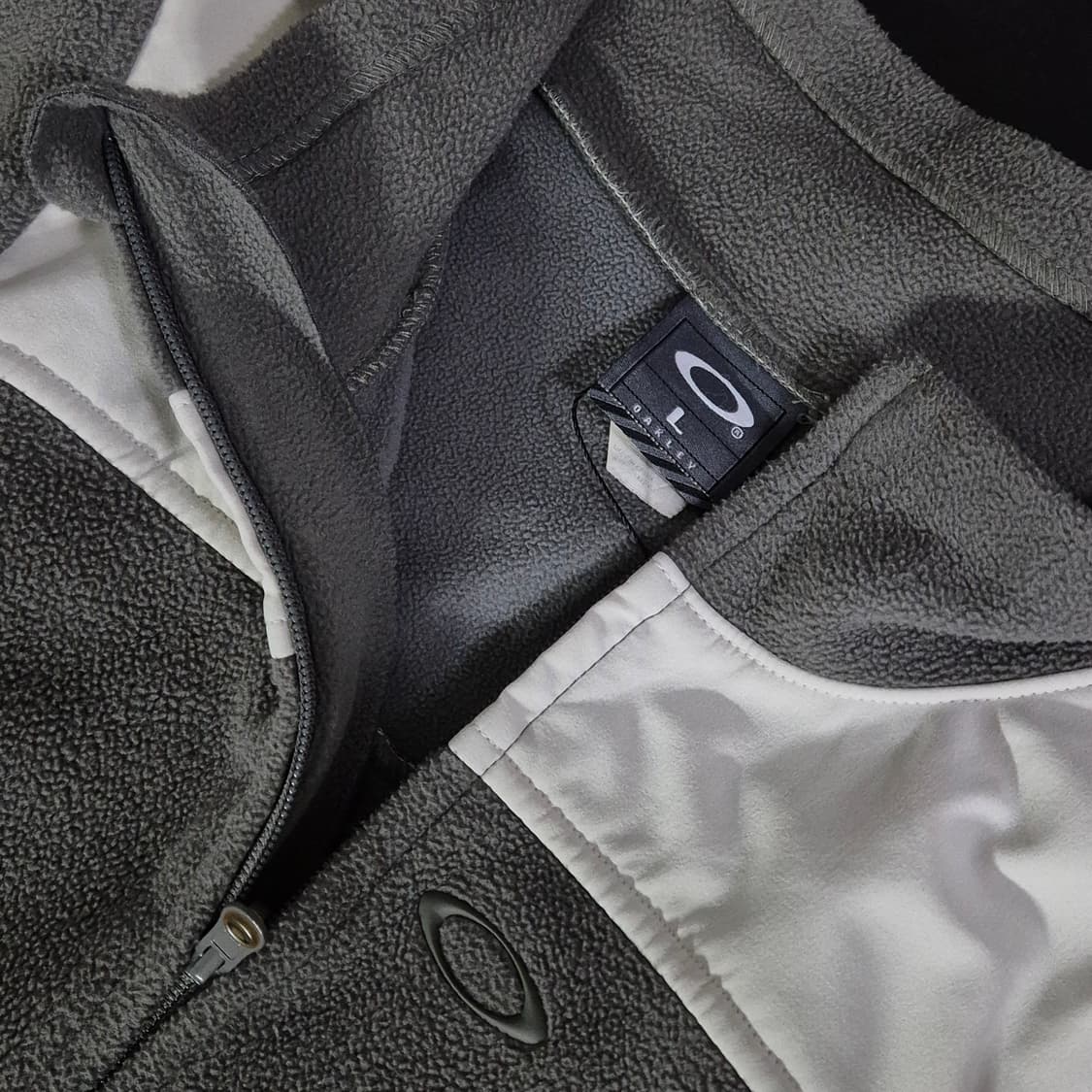 오클리 소프트웨어 00'S 플리스 집업 XL사이즈 상품이미지2