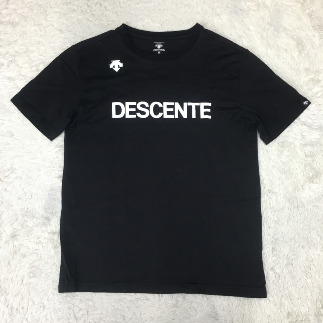 데상트 여성 백로고 반팔티 DD26 상품이미지1