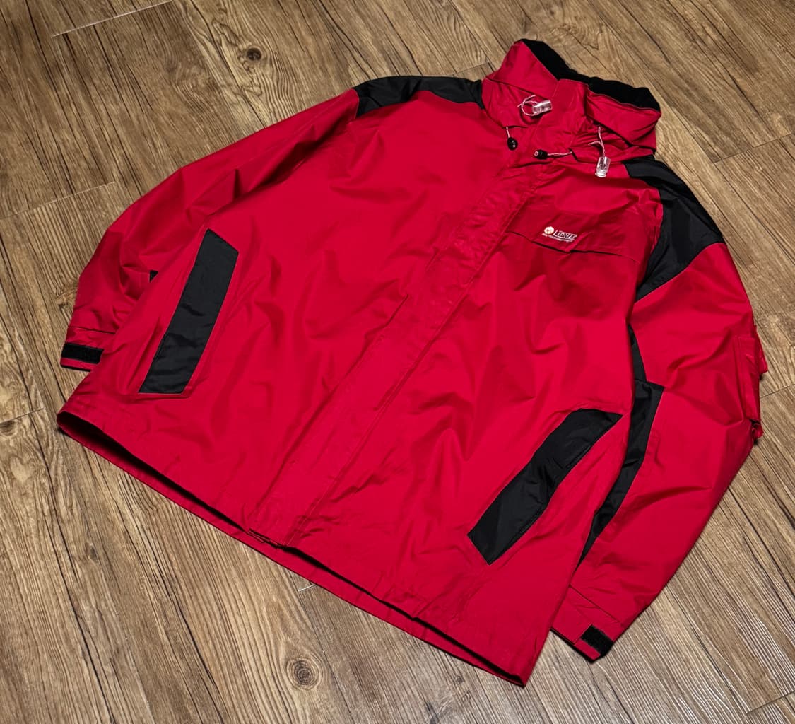 [L] LIPNER 레드 블랙 오버핏 바람막이 자켓 상품이미지1