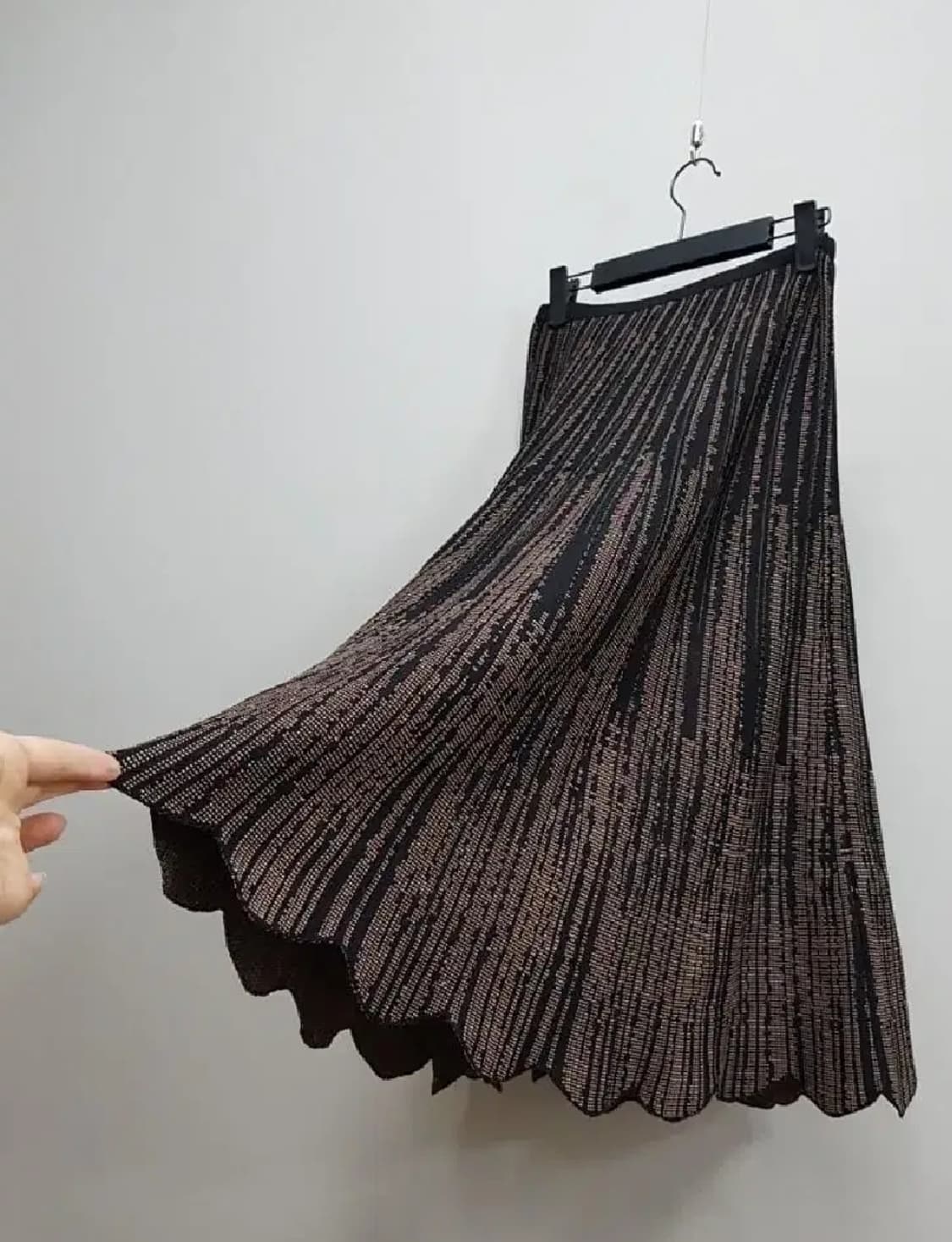 한섬 오즈세컨 O'2nd 물결 밑단 니트 스커트 S 사이즈 상품이미지1