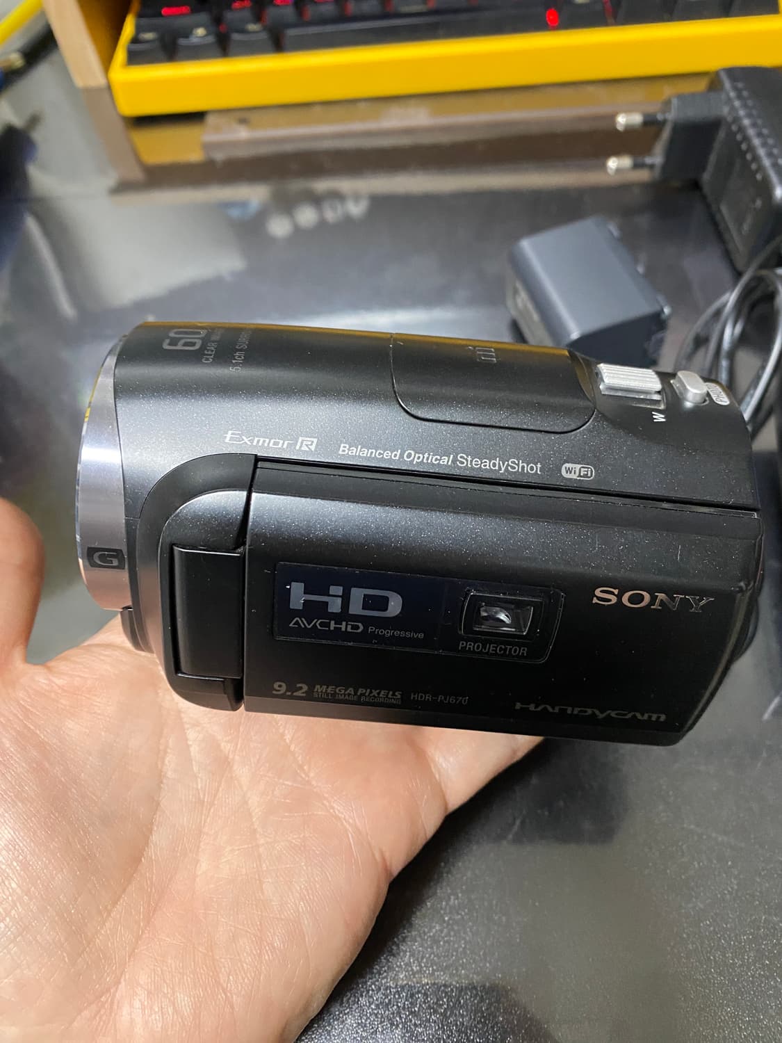 Sony HDR-PJ670 캠코더 상품이미지2