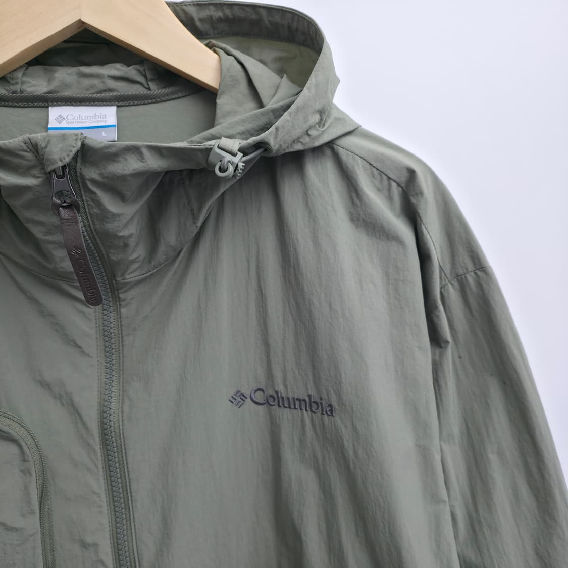 [L] 컬럼비아 경량 바람막이 카키 상품이미지4