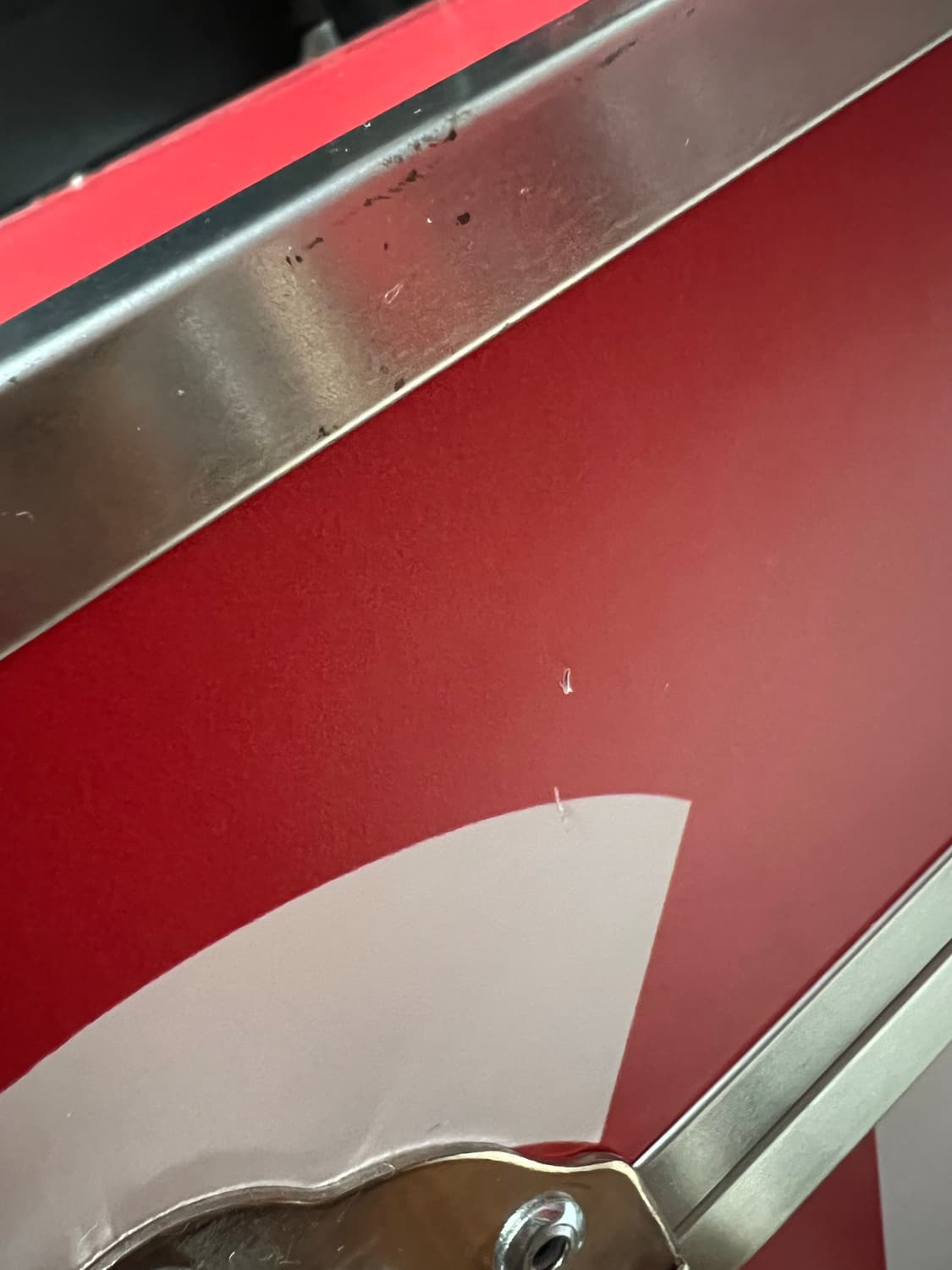 슈프림 라이노 트렁크 레드 상품이미지7