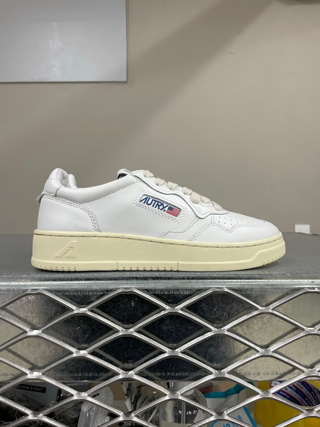 오트리 메달리스트 화이트 37 상품이미지4