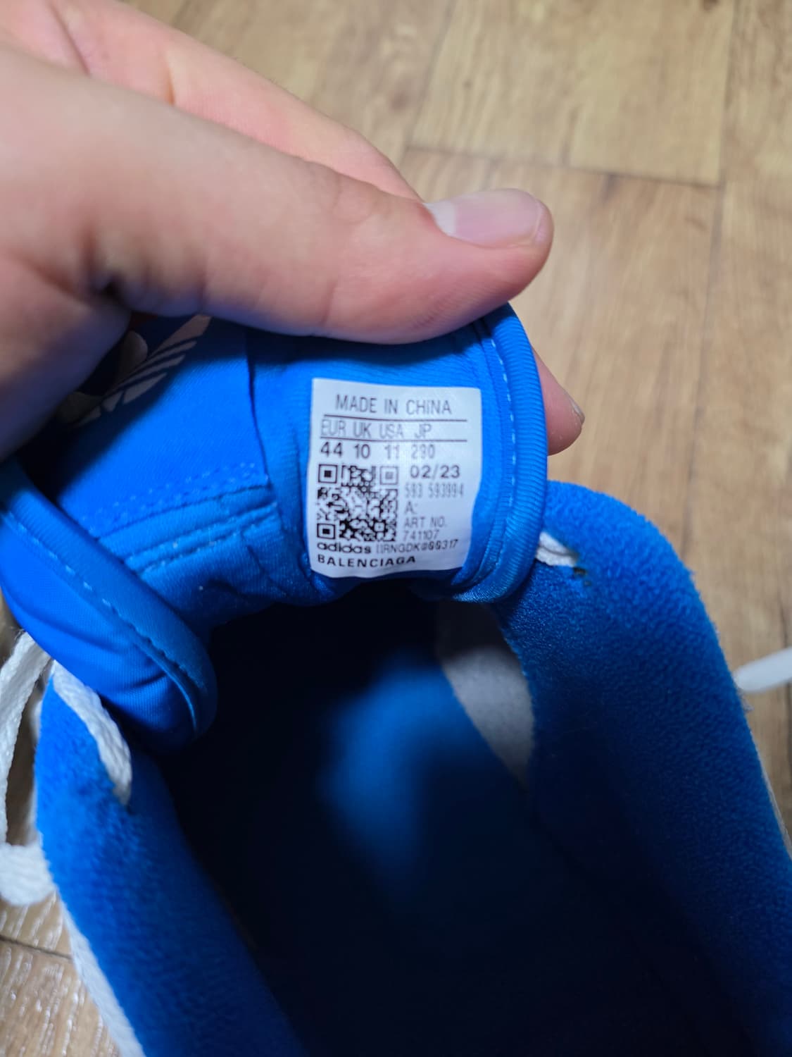 발렌시아가 X 아디다스 트랙 44  상품이미지3