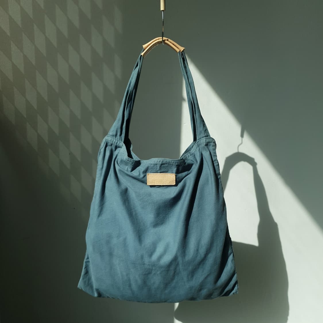 Butler Verner Sails Tote Bag 상품이미지1