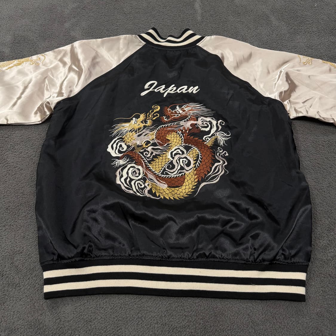 [ XL ] Jpn 일본 빈티지 y2k 오리엔탈 용 자수 스카잔 자켓 상품이미지4