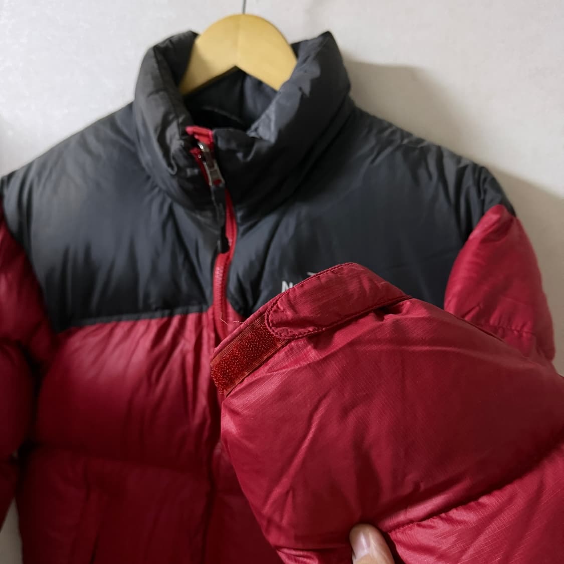 노스페이스 눕시 700 레드&그레이 90(66-77) 상품이미지3