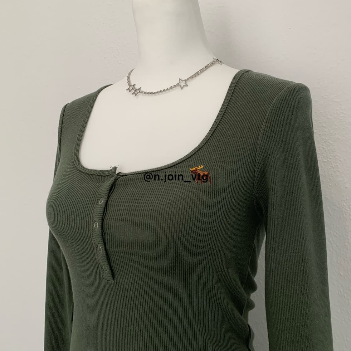 아베크롬비 헨리넥 올리브 카키 그린 롱슬리브 상품이미지2