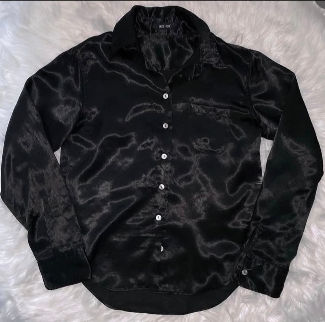 LAISSE PASSE 빈티지 블랙 새틴 셔츠
 상품이미지1