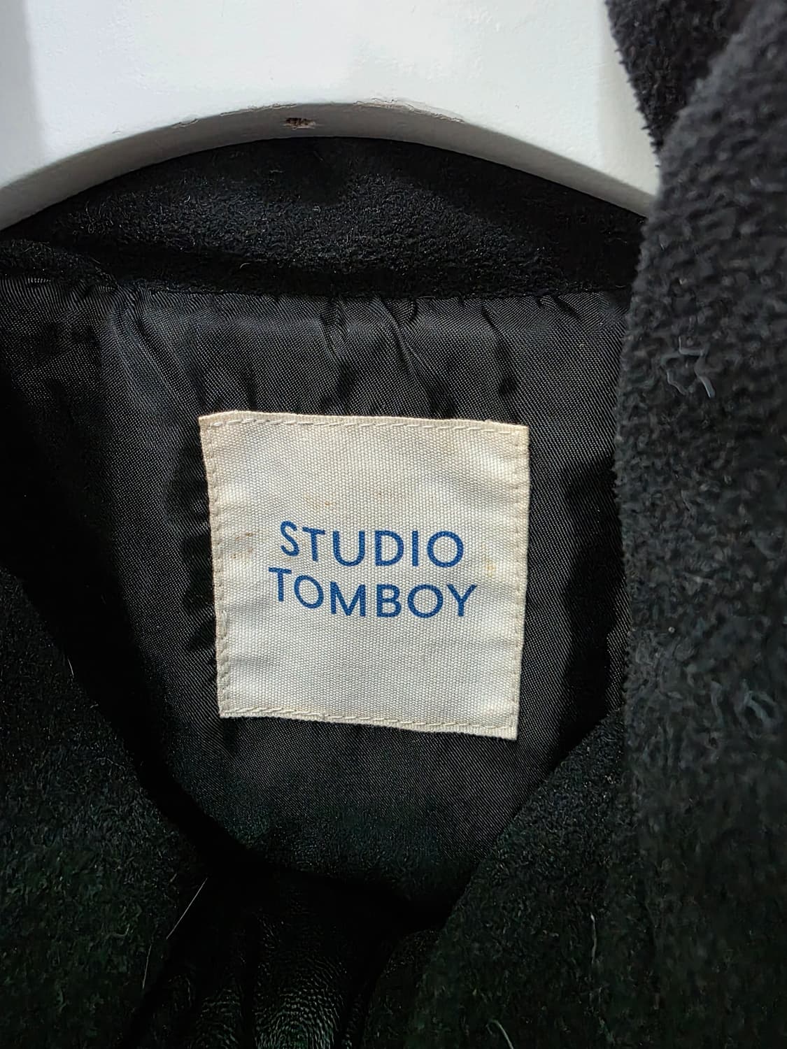 스튜디오 톰보이 여성 레더 덕다운 패딩 상품이미지3