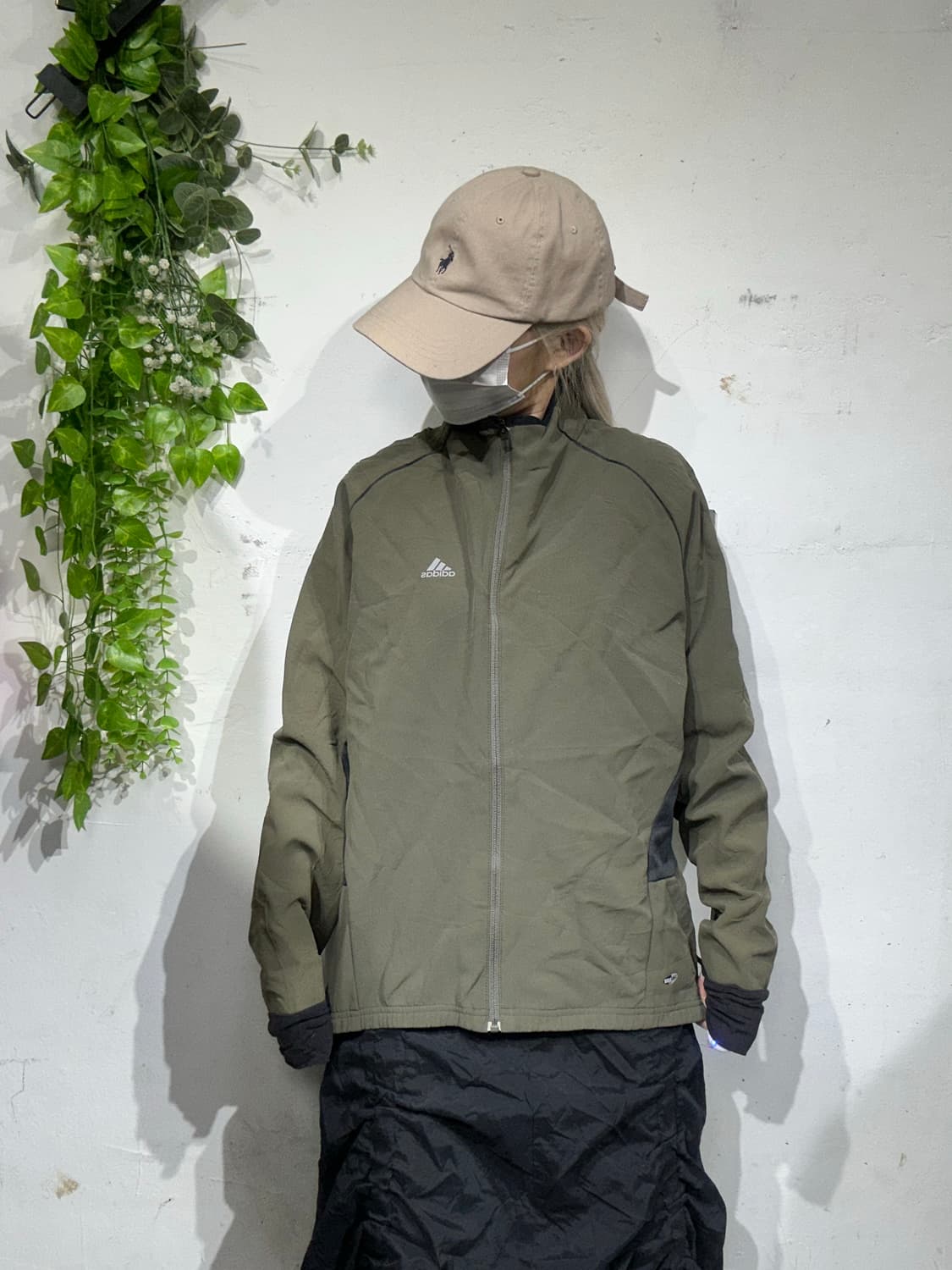 00s 아디다스 카키 블랙 바람막이 자켓 M 상품이미지2