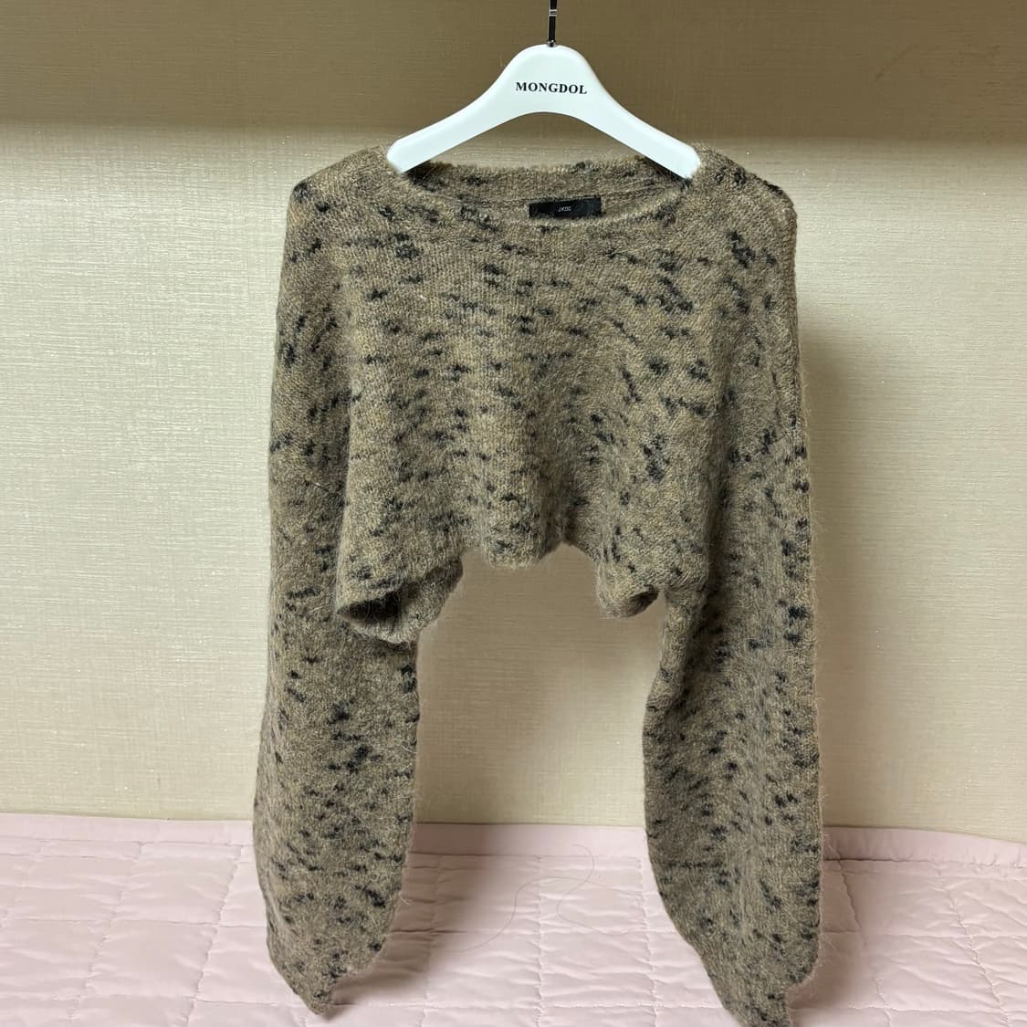 (새상품) JKOO 제이쿠 크롭 니트 베이지 상품이미지3